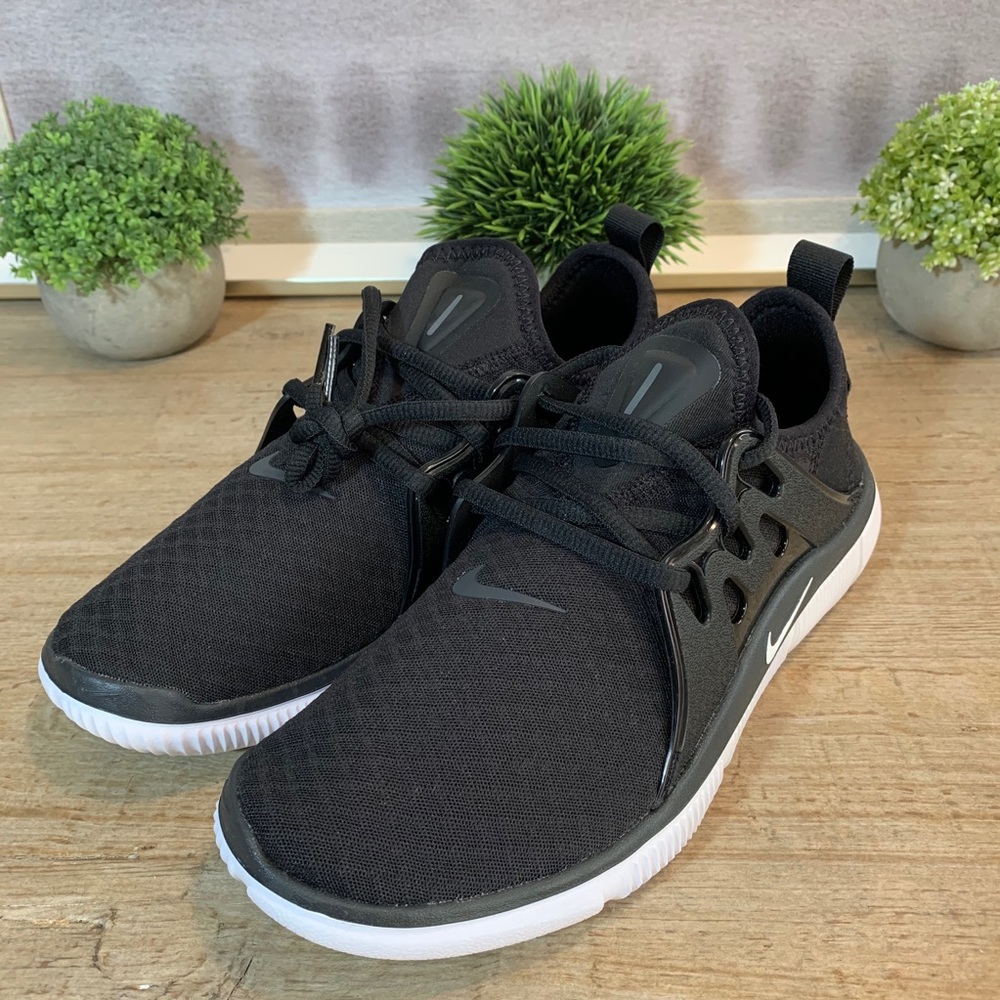 NEW Nike Alcame Black Running Shoe 7.5, 8.5 - Picture 2 of 9